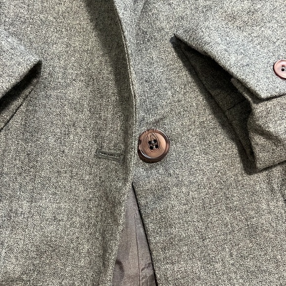 Adolfo International 100% Wool Grey Blazer Size 8 - Picture 3 of 5